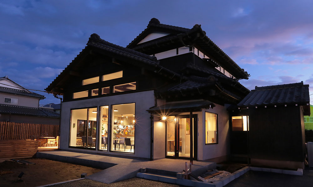 入母屋珈琲　外観写真