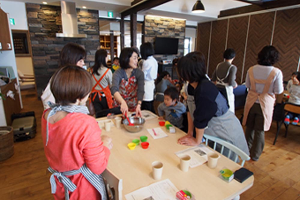 2ブース利用 <A + B or B + C>